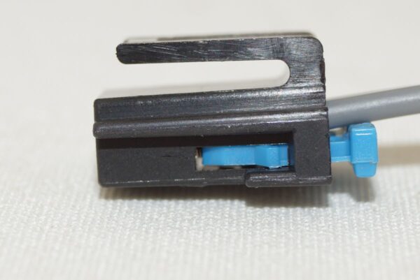 Genuine OEM FP51 ACDelco 25117765 GM Fuel Pump Harness Connector - Image 3
