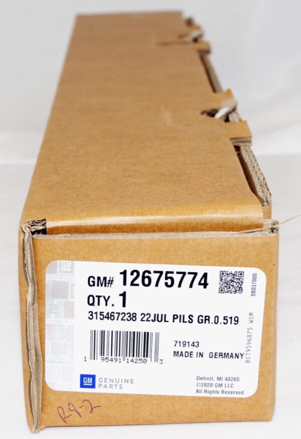 Genuine OEM 12675774 GM Engine Camshaft - Image 5