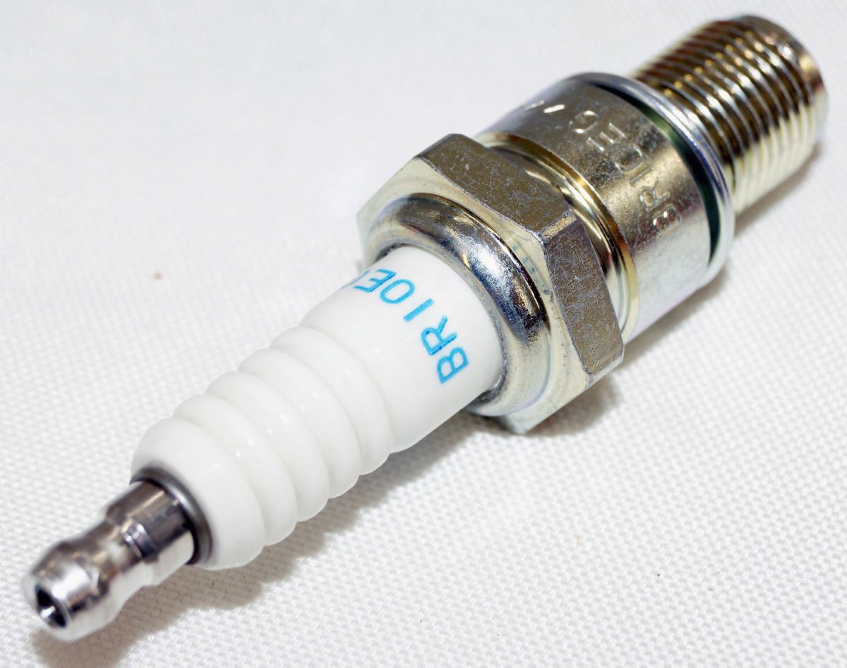 thumbnail image 2 of NGK BR10EG (3830) Racing Spark Plug – Set Of 4 For High-Performance Engines 2 of 4