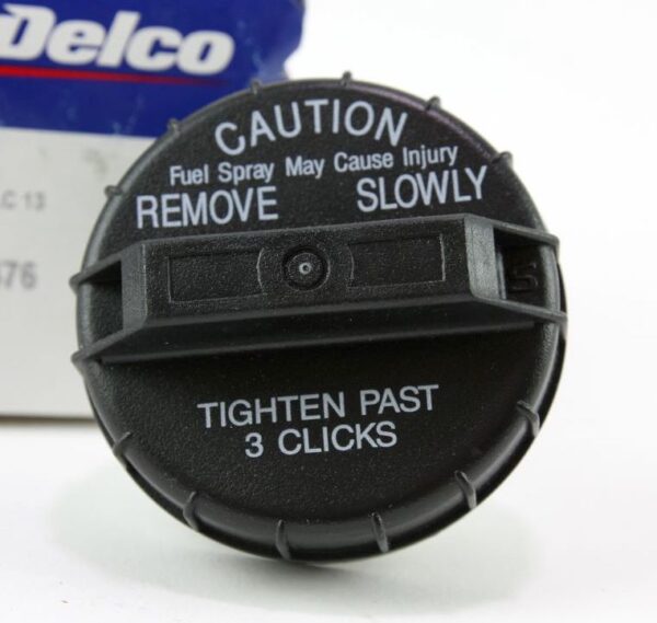 Genuine OEM ACDelco GT195 Fuel Tank Cap GM 22591476 - Image 2