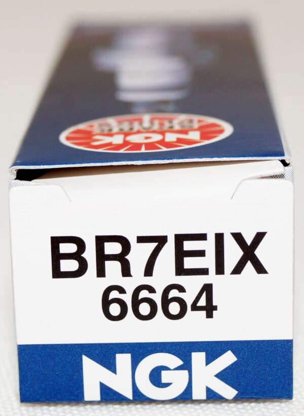 Genuine NGK 6664 Spark Plug Iridium IX BR7EIX - Image 9