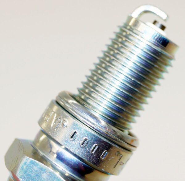 Genuine NGK 2923 DR8ES-L Nickel Spark Plug for ATVs Bikes Honda Kawasaki Suzuki - Image 4