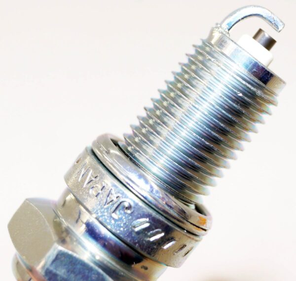 Genuine NGK 3108 DPR6EB-9 Nickel Spark Plug - Image 5