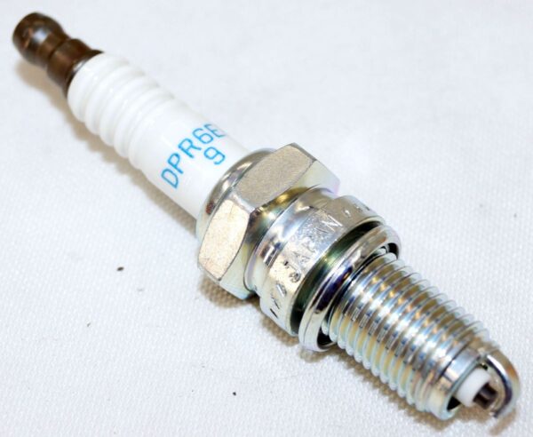 Genuine NGK 3108 DPR6EB-9 Nickel Spark Plug - Image 7