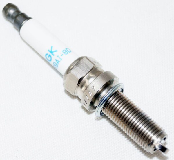 Genuine NGK 90526 LMAR9AI-8D Laser Iridium Spark Plug - Image 5