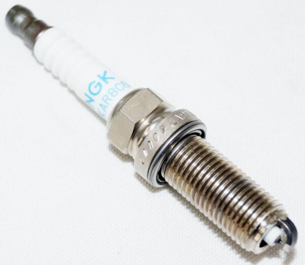 NGK 96372 SILKAR8C6DS Laser Iridium Spark Plug - Image 6