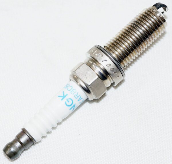 NGK 96372 SILKAR8C6DS Laser Iridium Spark Plug - Image 7