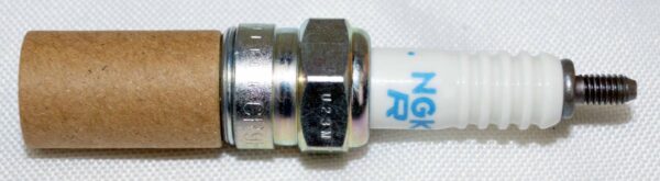 Set of 4 Genuine NGK 6263 Nickel Spark Plugs CR9E Threaded Tip - Image 3