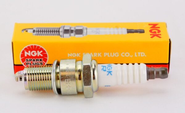 Set of 5 Genuine NGK 6578 Spark Plugs BPR4ES - Image 2