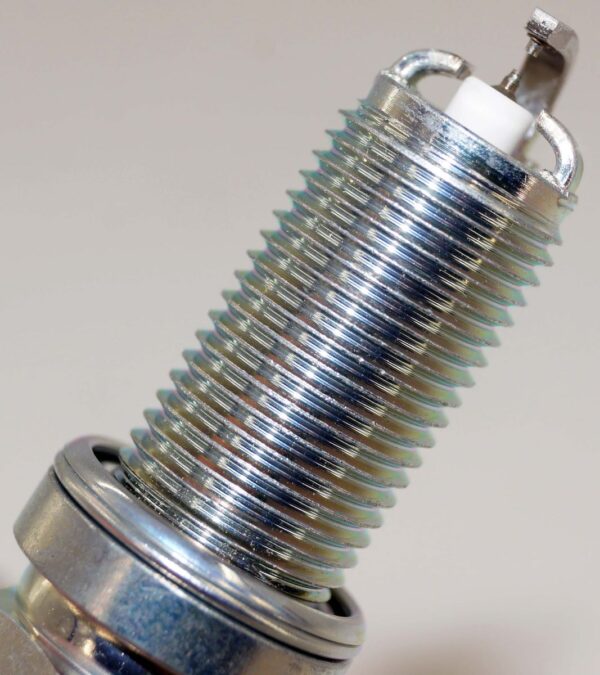 Genuine Authentic NGK 6858 Spark Plug Laser Iridium DFH6B11A - Image 6