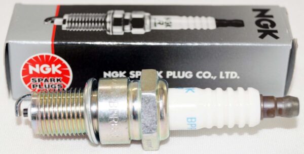 Genuine Authentic NGK 7133 Nickel Spark Plug Standard BPR6ES11