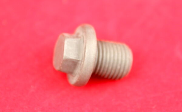 MD050316 Engine Oil Drain Plug