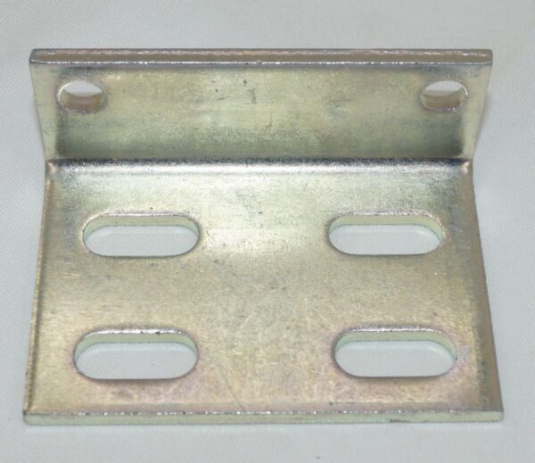 Bendix Brake Valve with Bracket 102626N - Image 6