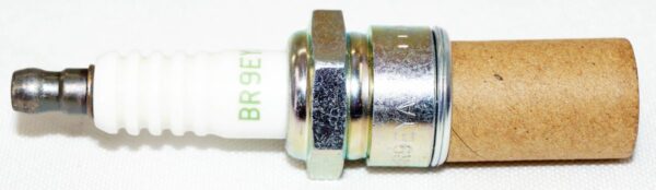 2 Pack Genuine NGK 7548 V Power Spark Plugs BR9EYA - Image 4