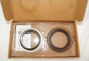Genuine Meritor A11205Y2729 Wheel Seal for Meritor SQ100 Front Axles