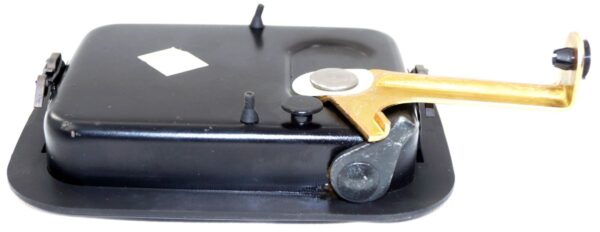 F4HZ8022404A Right Hand RH Door Handle Passenger Side - Image 4