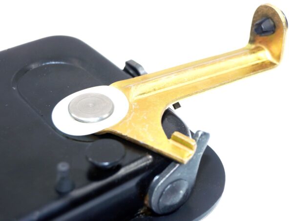 F4HZ8022404A Right Hand RH Door Handle Passenger Side - Image 5
