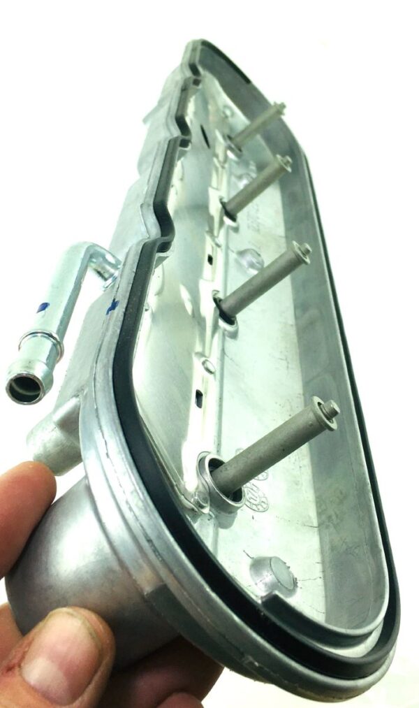 Genuine OEM 12582224 GM Engine Valve Cover - Image 7