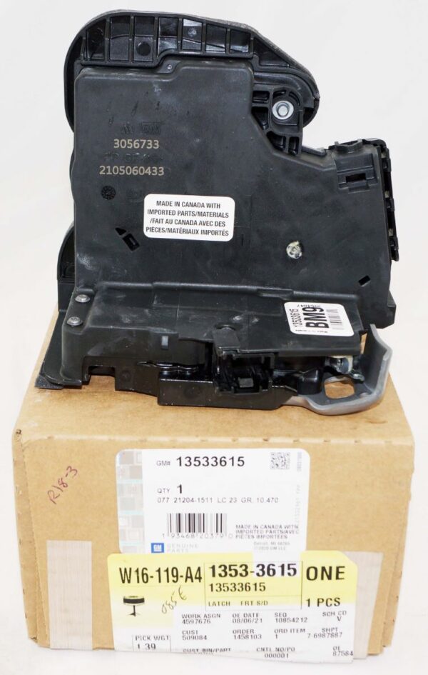 Genuine OEM 13533615 GM Front Passenger RH Door Latch