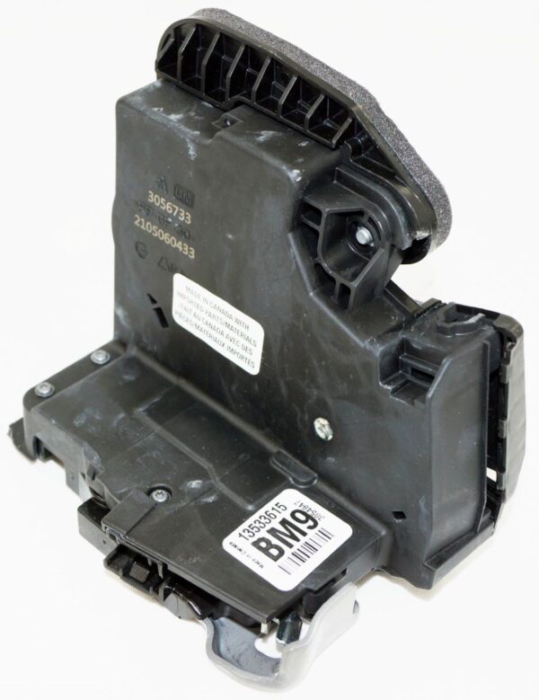 Genuine OEM 13533615 GM Front Passenger RH Door Latch - Image 3