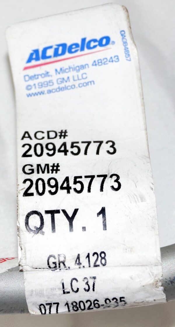 Genuine OEM ACDelco 20945773 GM Automatic Transmission Oil Cooler Tube - Image 2