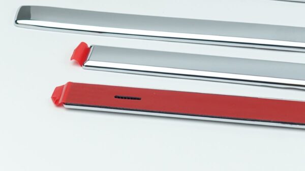 Genuine OEM GM 22988755 4 Piece Front and Rear Door Moldings in Chrome - Image 7