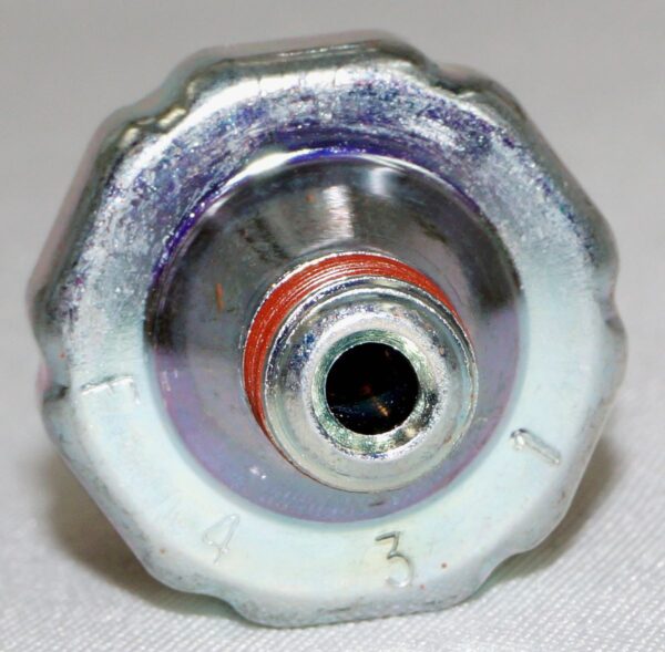 FSC 2749-2108 Parking Brake Light Pressure Switch 2749-2108 for Freightliner - Image 2