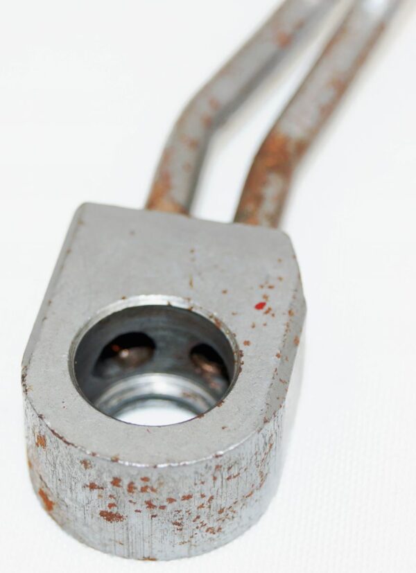 Genuine OEM Caterpillar 277-3076 Piston Cooling Nozzle Tube Assembly Oil - Image 4
