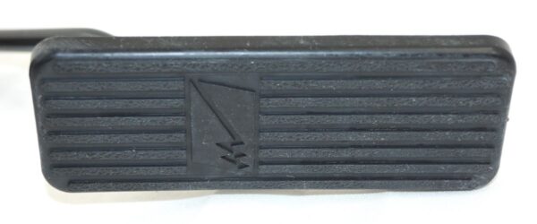 A01-25077-001 Pedal Assembly Throttle Left Hand for Freightliner and Sterling - Image 3