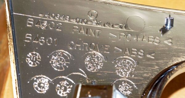 Freightliner A17-14069-000 Surround Nameplate Chrome - Image 4