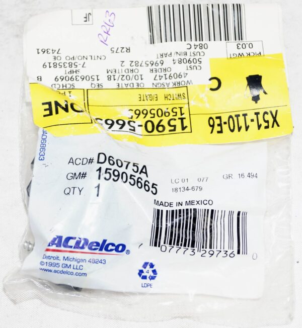 Genuine OEM ACDelco D6075A GM 15905665 Door Jamb Courtesy Light Warning Switch - Image 2