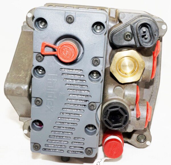 Haldex DA35215 Air Brake Dryer Valve with Heater - Image 8