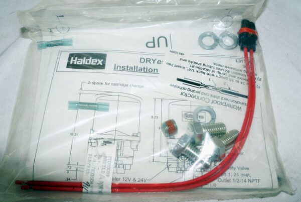 Haldex DA35215 Air Brake Dryer Valve with Heater - Image 9