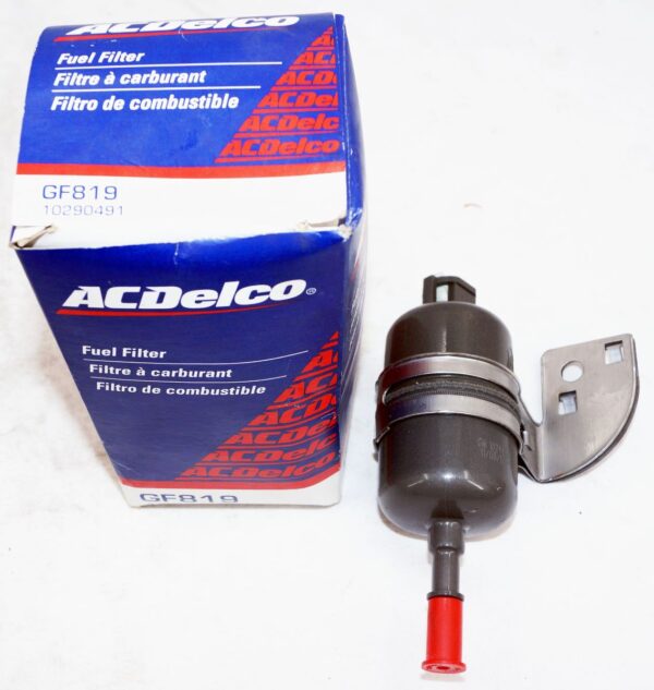 Genuine OEM ACDelco Fuel Filter GF819 GM 10290491