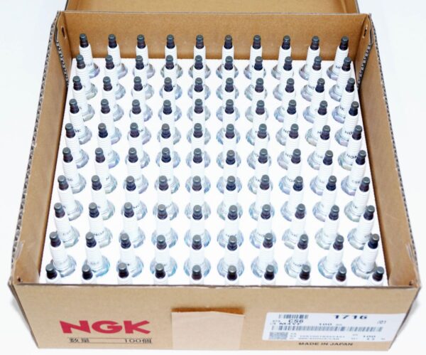 100 Pack Genuine NGK BKR5E Spark Plugs CS6 Shop Pack replaces Champion RC12YC - Image 4