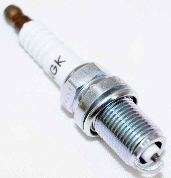 100 Pack Genuine NGK BKR5E Spark Plugs CS6 Shop Pack replaces Champion RC12YC - Image 8