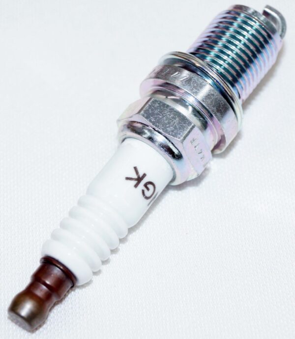 100 Pack Genuine NGK BKR5E Spark Plugs CS6 Shop Pack replaces Champion RC12YC - Image 9