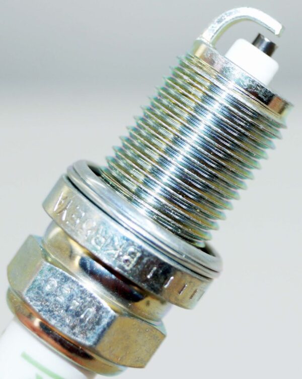 Set of 6 NGK 2087 BKR5EYA V-Power Spark Plugs - Image 6