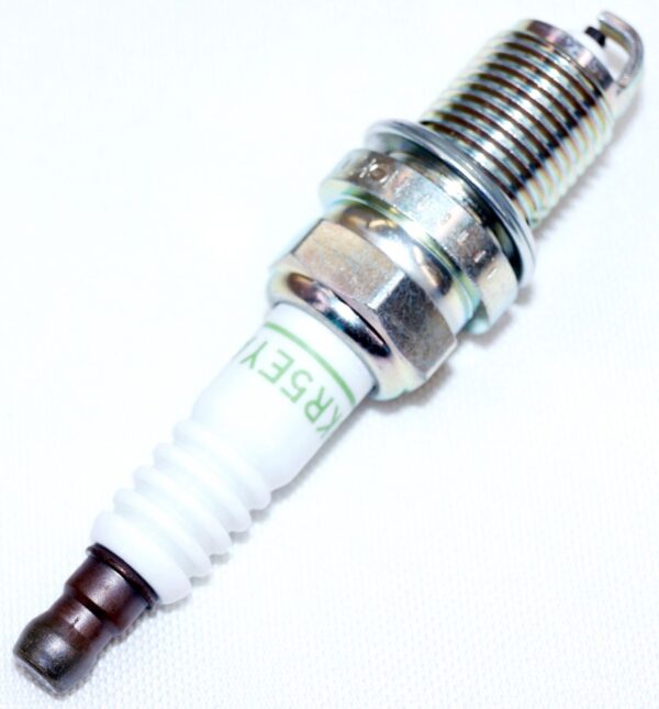 Set of 8 NGK 2087 BKR5EYA V-Power Spark Plugs - Image 8