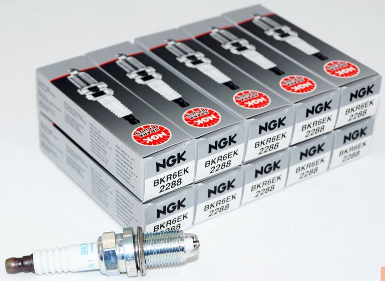 Set of 10 Genuine NGK 2288 BKR6EK Multi-Ground Spark Plugs