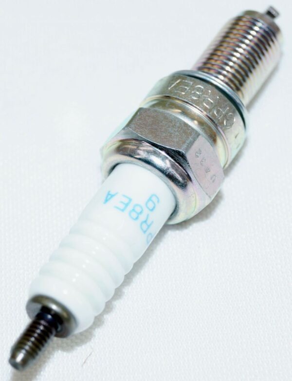 Set of 2 Genuine NGK 2306 CPR8EA-9 Nickel Spark Plugs - Image 8