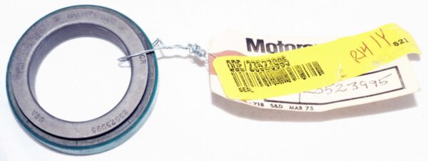 Genuine OEM Motorcraft 23523995 Driveshaft Seal Ford NOS
