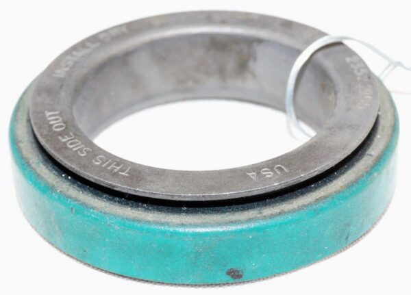 Genuine OEM Motorcraft 23523995 Driveshaft Seal Ford NOS - Image 3