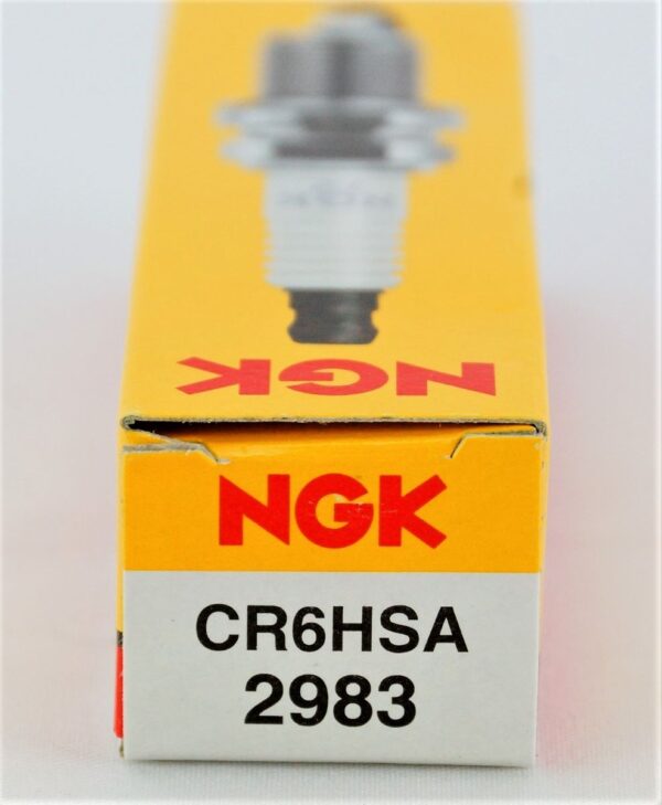 Pack of 4 Genuine NGK 2983 Spark Plugs Standard CR6HSA - Image 2