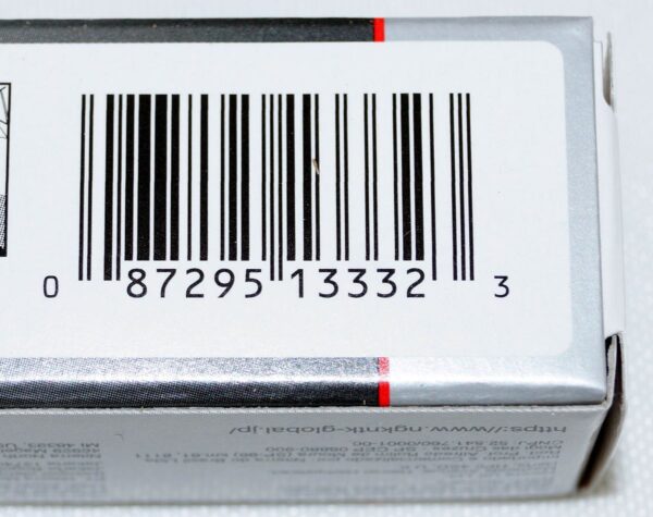 Genuine NGK 3332 XR5 V-Power Spark Plug - Image 9