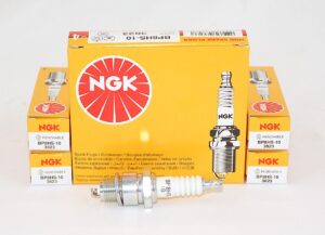 Set of 4 NGK 3823 BP8HS-10 Nickel Spark Plugs