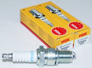 Set of 2 Genuine NGK 3923 BPR8ES Nickel Spark Plugs