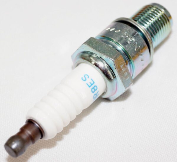 12 Pack Genuine NGK 3961 Spark Plug Solid Tip BR8ES Kawasaki Polaris Yamaha - Image 8