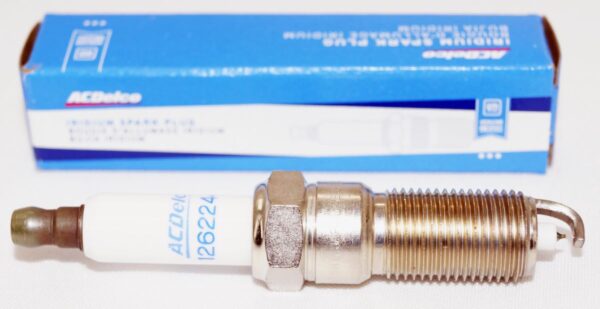 Genuine OEM Spark Plug Iridium ACDelco 41-114 GM 12622441 - Image 3