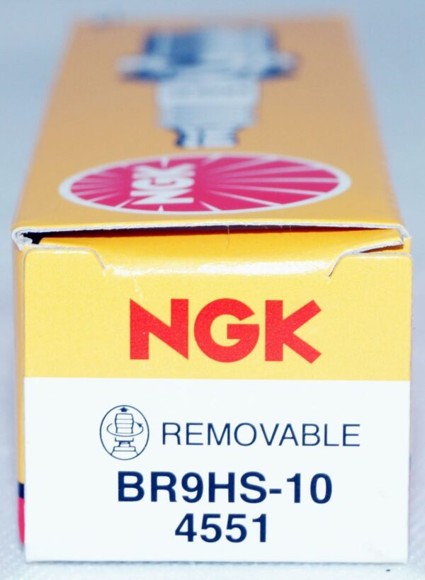 Pack of 4 Genuine NGK 4551 Spark Plug BR9HS10 - Image 5